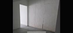 Macpherson Road (D13), Retail #523888991